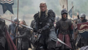 Daemon Targaryen cubierto de sangre en una escena de la temporada 3 de 'La casa del dragón'.