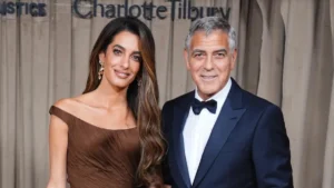 George y Amal Clooney en una de sus recientes apariciones públicas, antes del incendio por el que fueron evacuados de su mansión en Brignoles.
