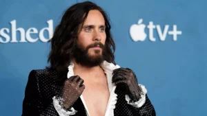 Cuatro mujeres acusan a Jared Leto de agresión sexual en un documental de la BBC, y otras 6 de conductas inapropiadas.