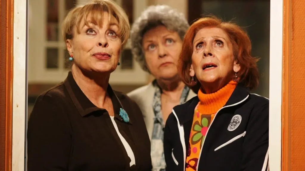 Vicenta, Concha y Marisa, tres personajes inolvidables de 'Aquí no hay quien viva'