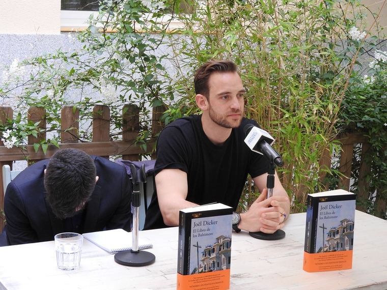 Joël Dicker, en una presentación de 'El libro de los Baltimore'.