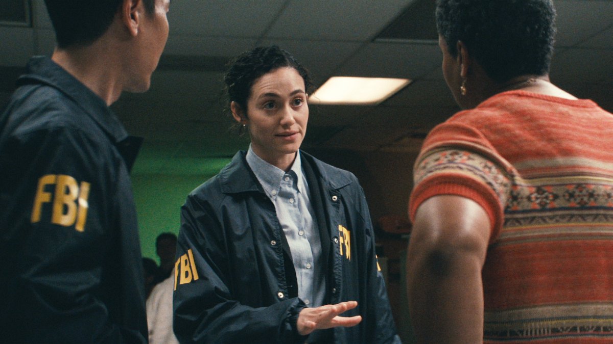 Emmy Rossum interpreta a Alice Black en 'Furious', una agente del FBI.