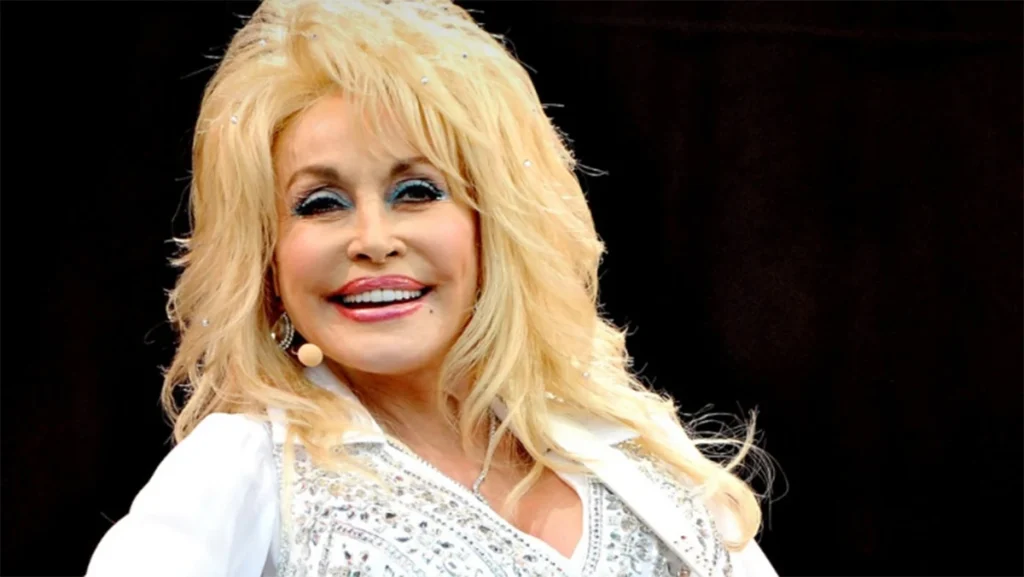 Muere Dolly Parton a los 80 años. No se ha anunciado el motivo, pero deja un hueco imposible de llenar en multitud de frentes.