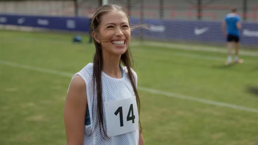 La serie de Apple TV 'Ted Lasso' ficha a Paloma Cinco para hacer de María Rojas, hermana de Dani Rojas en la ficción. ¡Pero la actriz mexicana es también hermana del actor Cristo Fernández en la realidad!