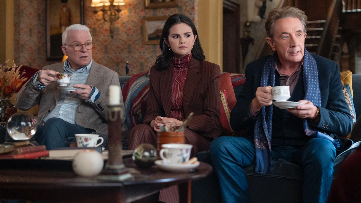 Charles, Oliver y Mabel viajan a Londres en la temporada 6 de 'Solo asesinatos en el edificio'.