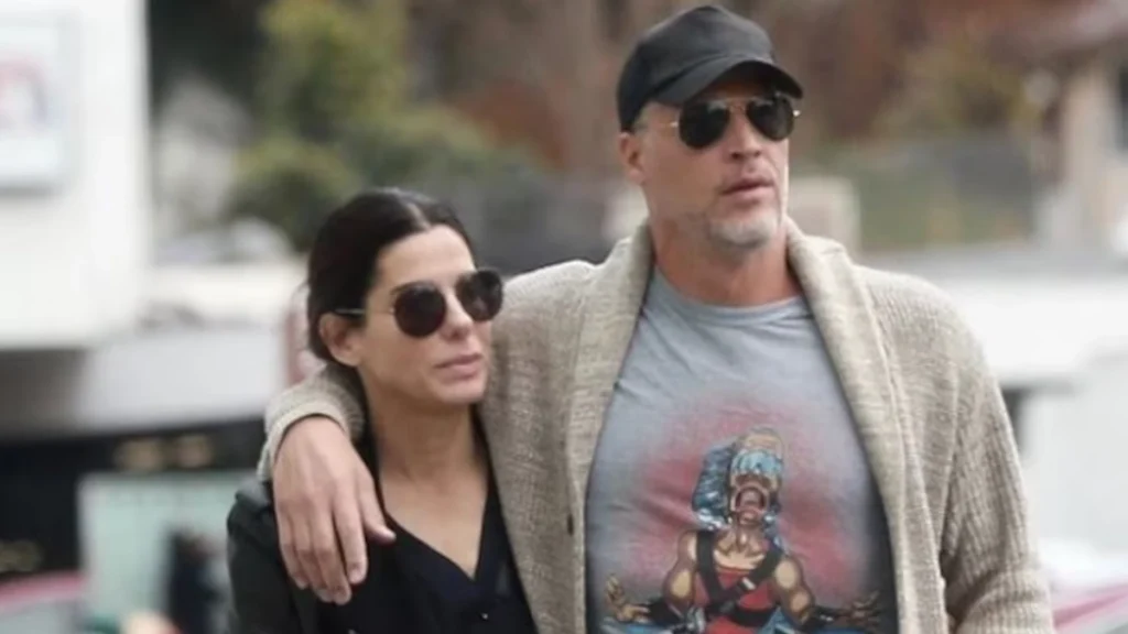 Sandra Bullock, junto a Bryan Randall.