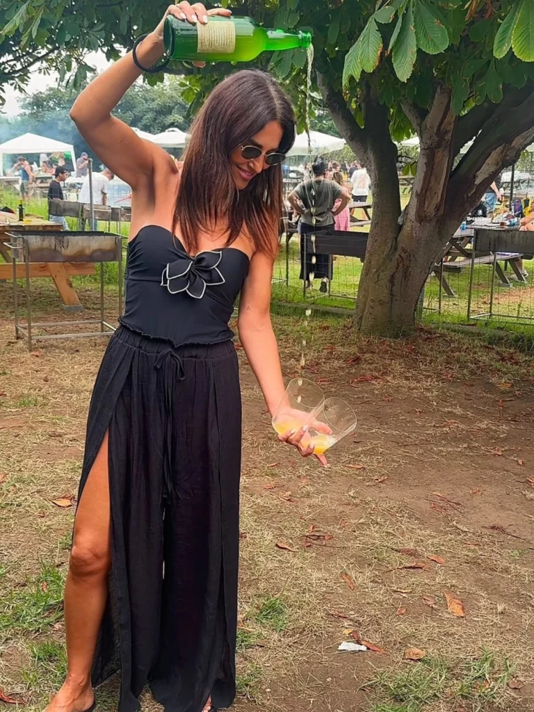 Paula Echevarría, vestida de negro.