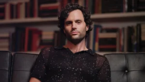 El actor Penn Badgley.