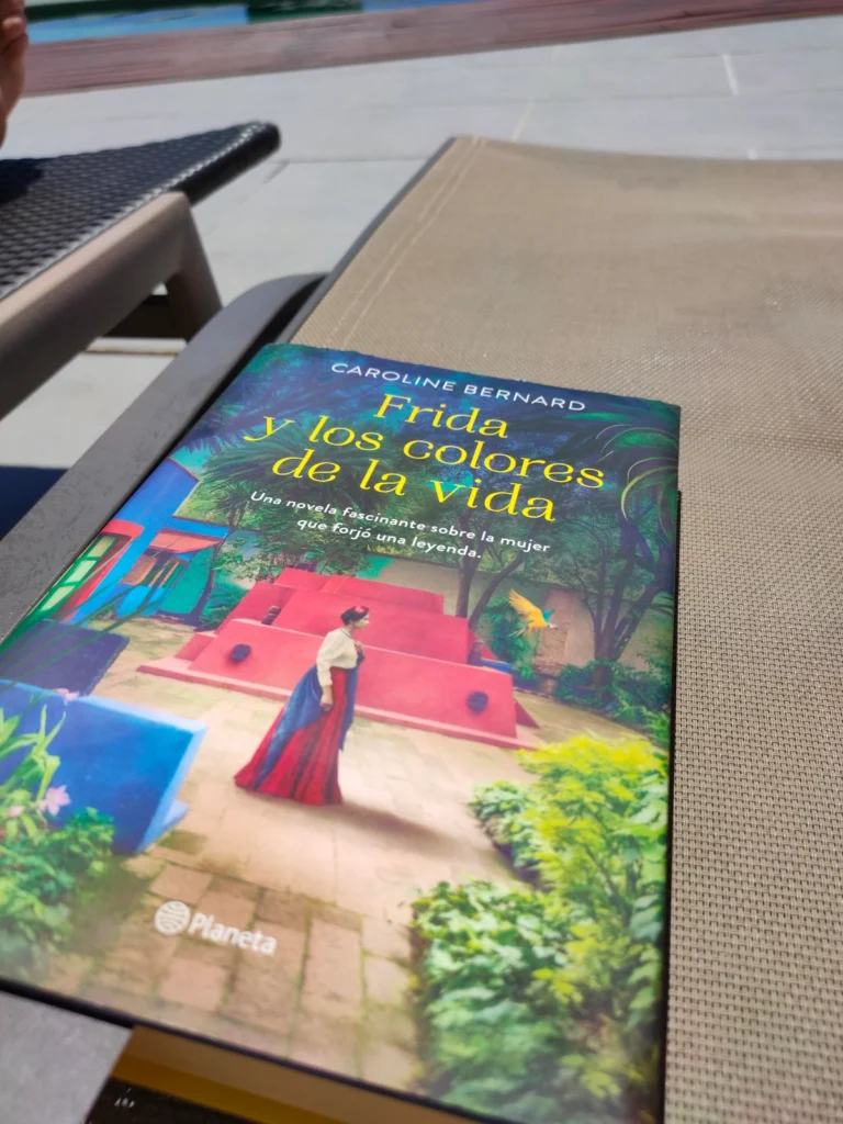 'Frida y los colores de la vida' es una lectura ágil y agradable.