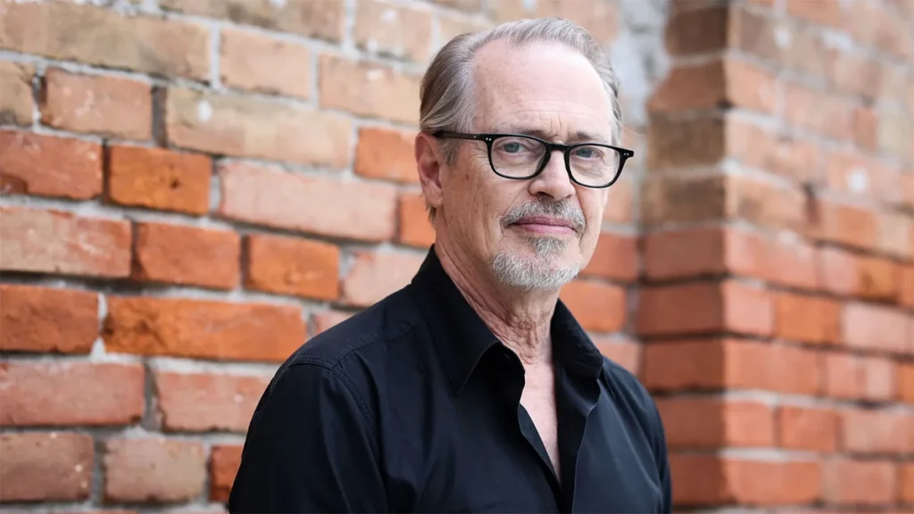 Descubre algunas de las mejores películas de Steve Buscemi y series, las que le han convertido en fundamental para cada vez más directores. ¡Su sola presencia eleva a los altares casi cualquier proyecto!