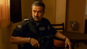 A buen seguro, nuestra crítica de 'La captura' de Netflix sería muy distinta sin Alfonso Herrera y Noé Hernández como protagonistas de la caza el Chapo Guzmán.