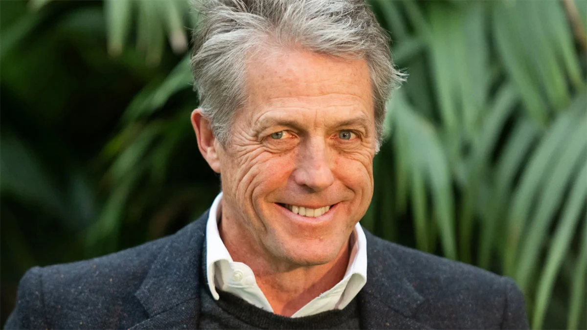 El actor ha cumplido 66 años y hacer un repaso por las mejores películas y series de Hugh Grant nos ha parecido el mejor homenaje posible.