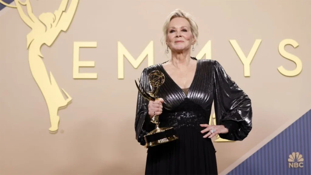 La gran triunfadora de los Emmys 2026: Jean Smart demuestra su maestría llevándose el 5º Emmy por 'Hacks', ¡a premio por temporada de la serie!