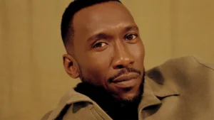 Mahershala Ali y Kevin Feige por fin se ponen de acuerdo en algo sobre 'Blade': fue "un fracaso" del mandamás de Marvel, y el acto además considera que "debería sentirse así".