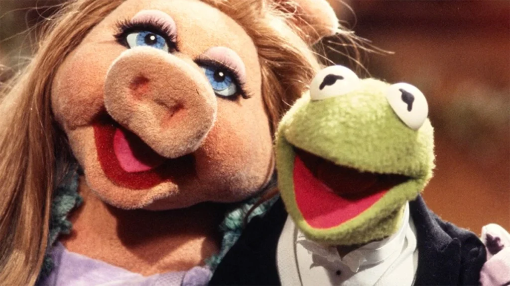 Habría cumplido 90 años en 2026, por eso hoy repasamos las mejores series y películas de Jim Henson, creador de 'Barrio Sésamo', 'Fraggle Rock', 'Dinosaurios' o 'Dentro del laberinto'.