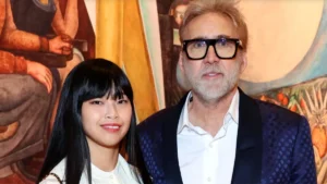 Nicolas Cage, irreconocible con barba blanca en la presentación del Lucas Museum of Narrative Art.