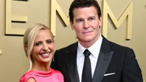 Sarah Michelle Gellar y David Boreanaz llevaron 'Buffy: Cazavampiros' a los Emmy 2026, aunque parece que la cosa no se repetirá pronto.