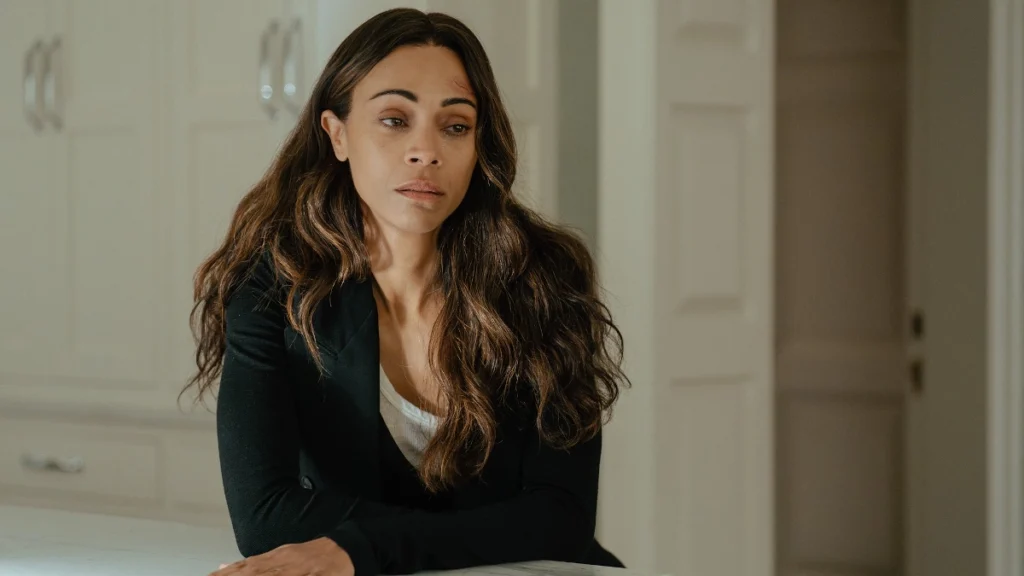 Zoe Saldaña es Joe McNamara, la protagonista de 'Lioness'.