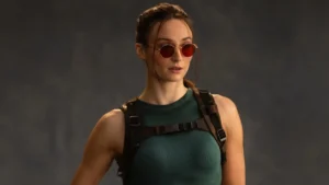 Sophie Turner, como Lara Croft.