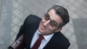 Luis Zahera, en 'Colisión', la película de Netflix.
