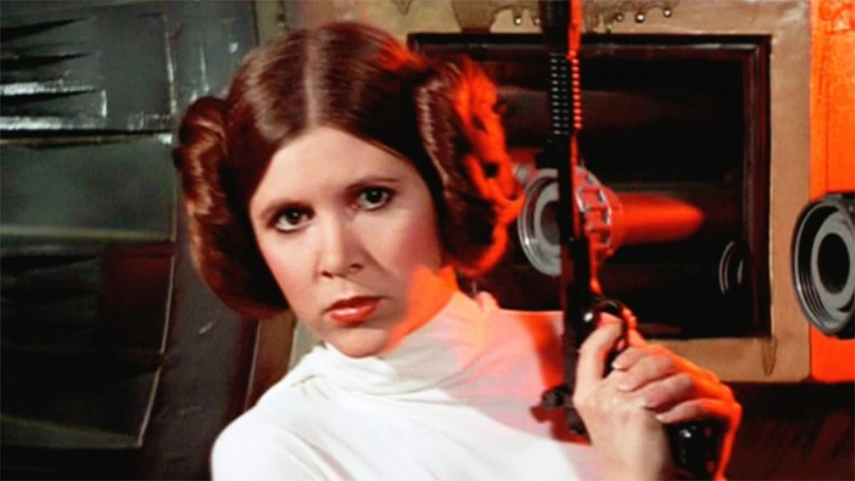 Carrie Fisher habría cumplido 70 años y nosotros la recordamos haciendo un repaso por 5 grandes papeles que no tienen que ver con su eterna princesa Leia.