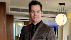 El protagonista de 'The Witcher' también fue principiante una vez. Te contamos la audición de Henry Cavill ante Patrick Stewart y cómo perdió el papel... ¡dos veces!