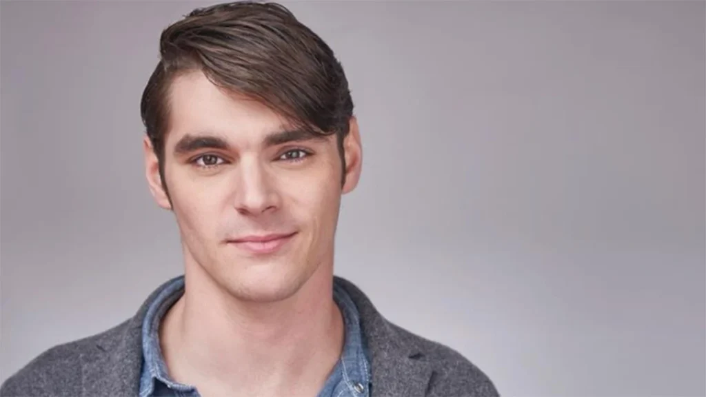 RJ Mitte muere a los 34 años. Interpretó a Flynn, el hijo de Walter White en 'Breking Bad'.