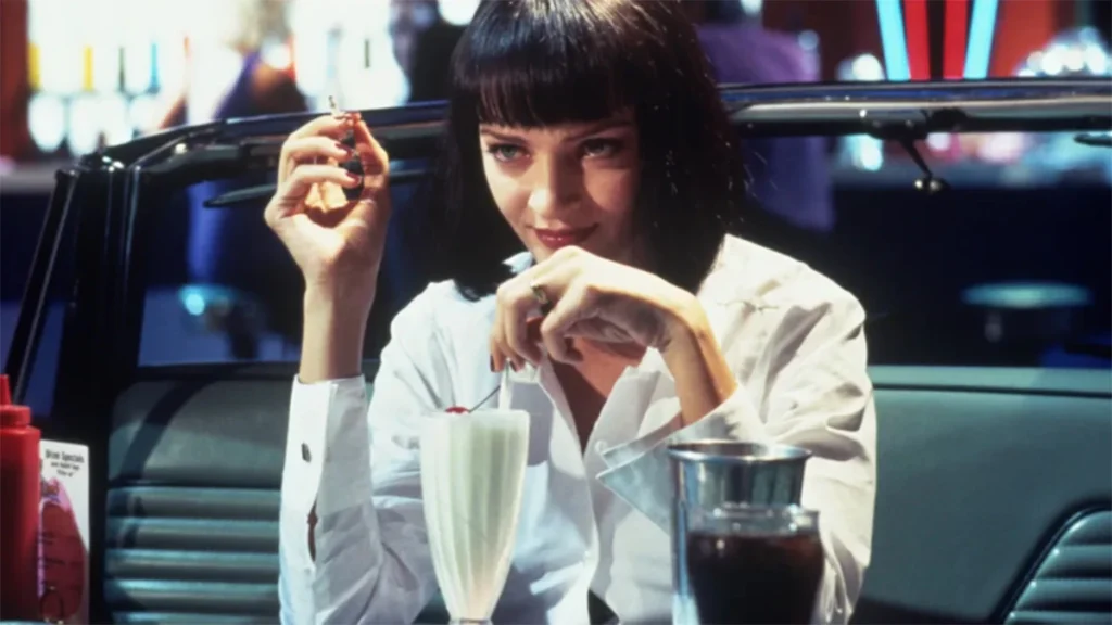 Uma Thurman en 'Pulp Fiction' con su icónica camisa blanca.