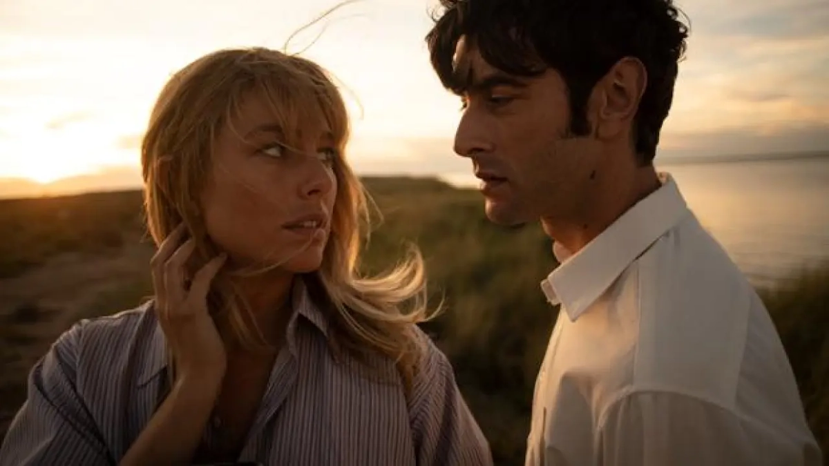 Javier Rey y Blanca Suárez, en 'El verano que vivimos'.